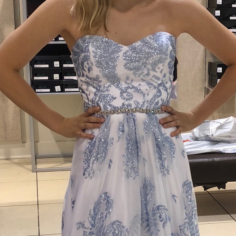 Prom dress